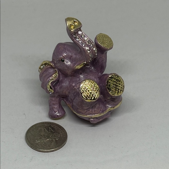 Rare Lilac Purple and Golden rhinestone Elephant secret stash trinket box - Picture 15 of 16